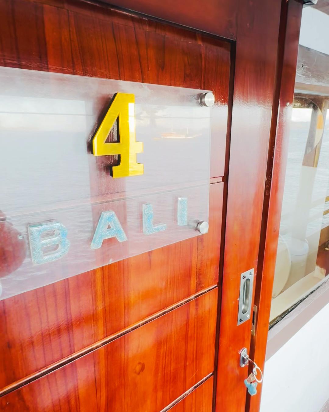 Sea View Cabin, upper deck (Sulawesi · Bali) – Princess Nabila Phinisi