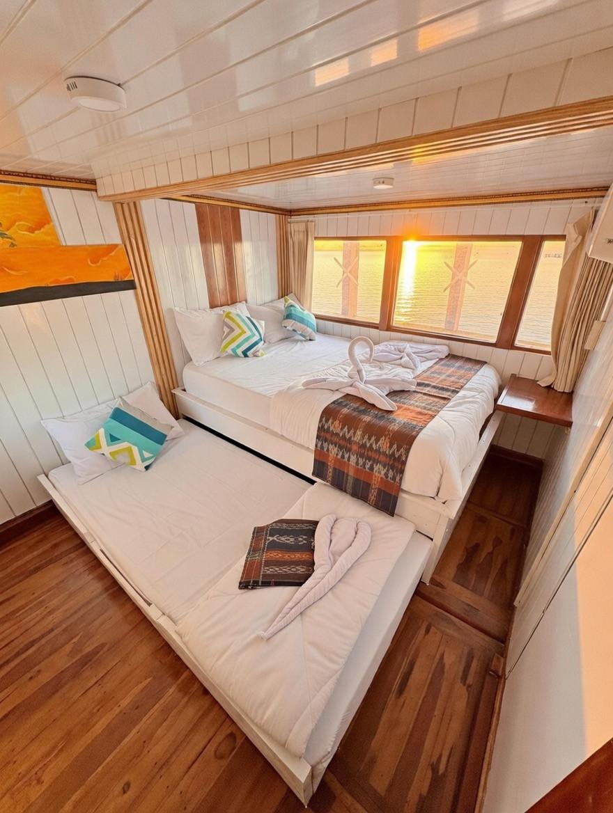 Sea View Cabin, upper deck (Sulawesi · Bali) – Princess Nabila Phinisi